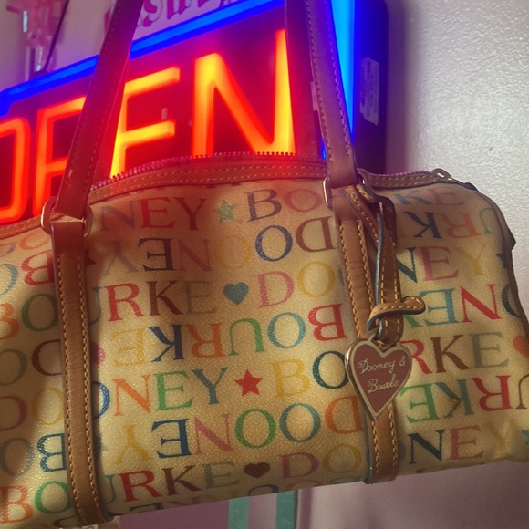 Dooney & Bourke color small bag - Picture 5 of 6